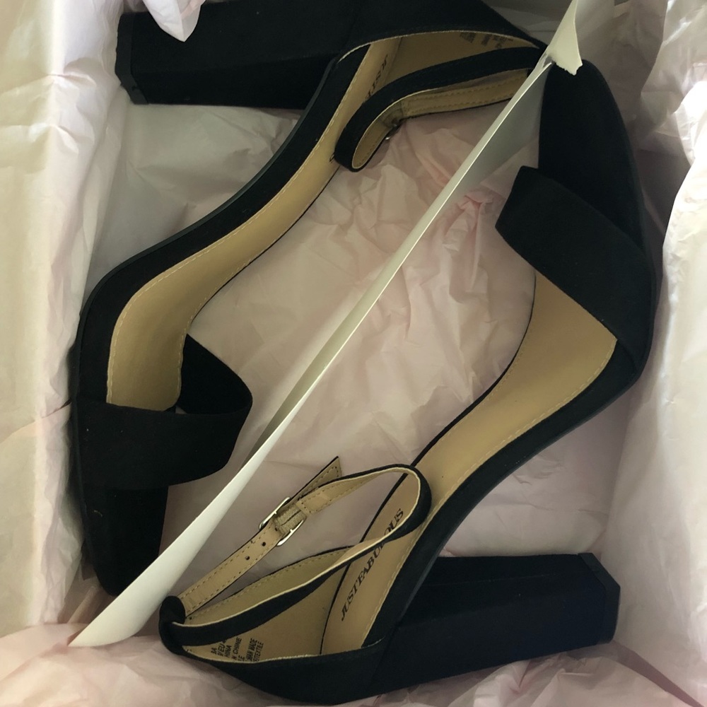 Shoe Dazzle Dress Sandals